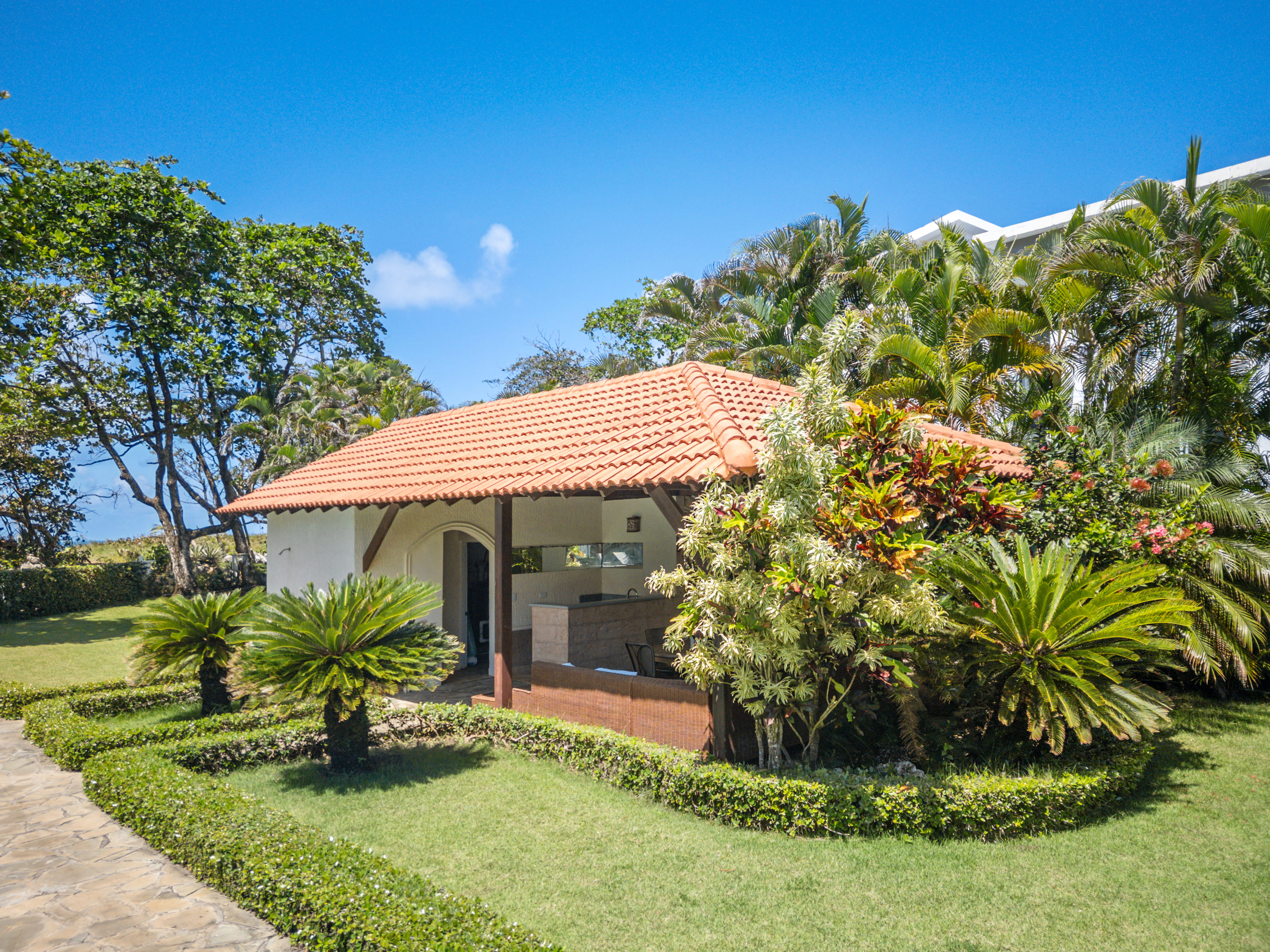 Pool house